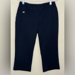 LISETTE Montreal Navy Blue Cropped Capris Size 6. Lots of stretch & comfy soft.